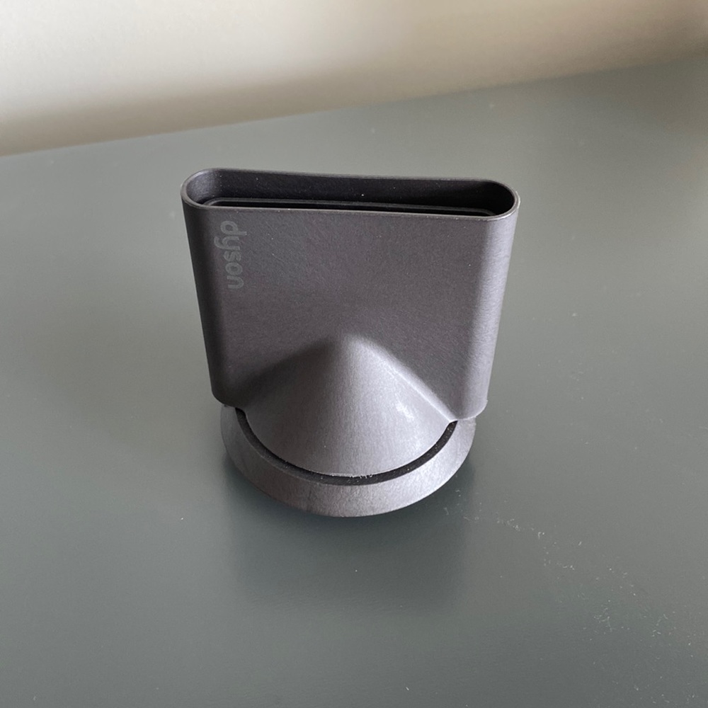 Dyson Supersonic Hair Dryer Styling Concentrator, like new